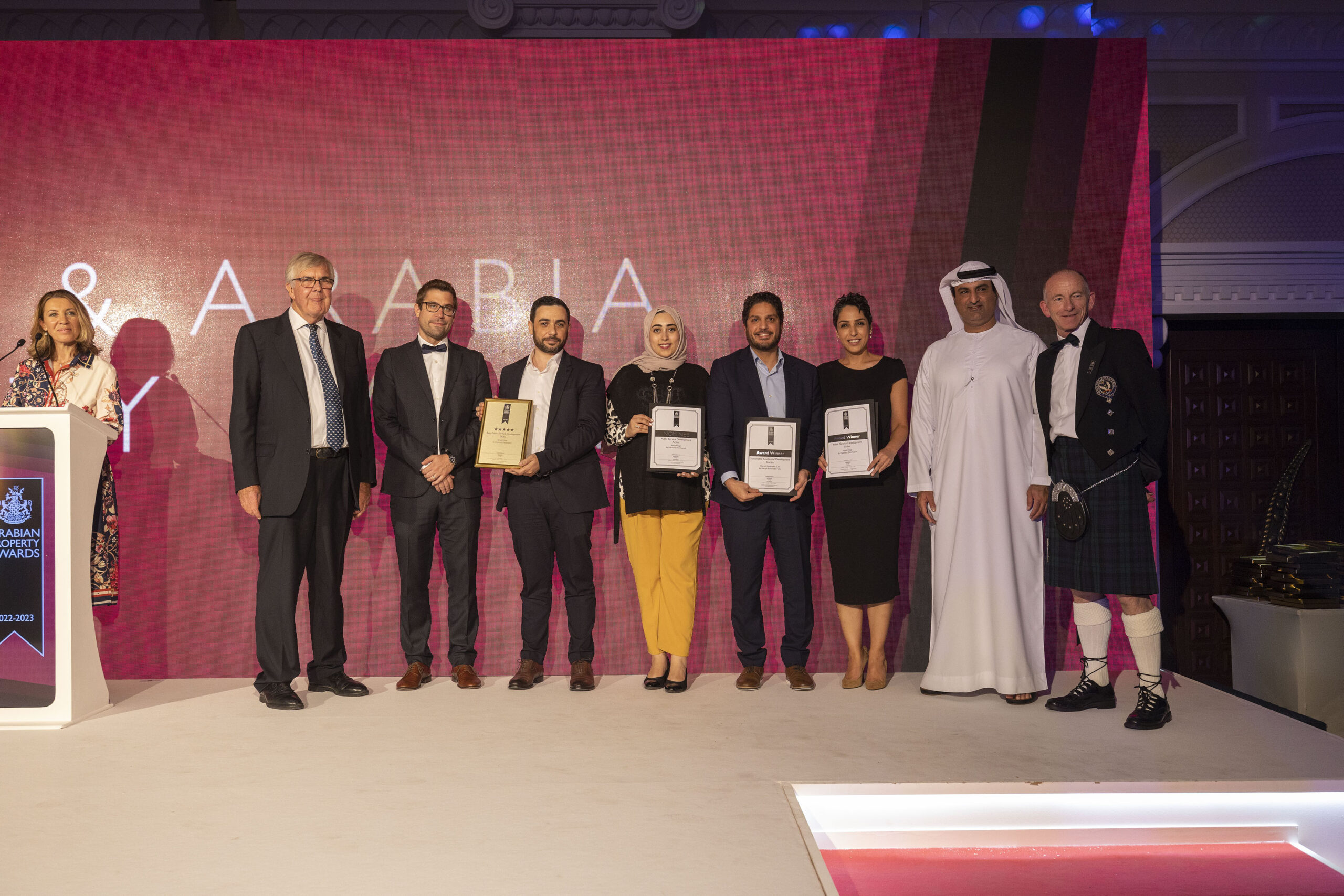 قرية سند تفوز بجائزة”أفضل مشروع تطويري للخدمات العامة”في دبي